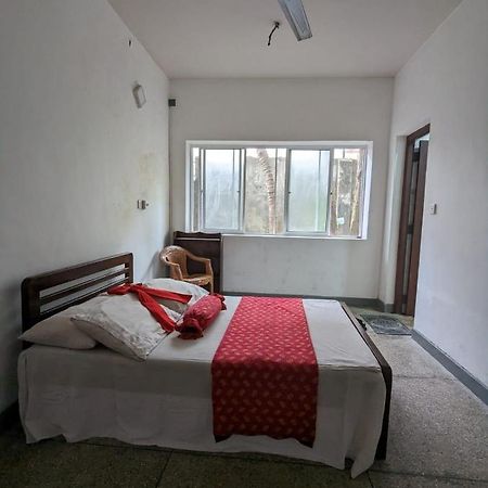 Shiranthi Guest House Rajagiriya Exteriér fotografie