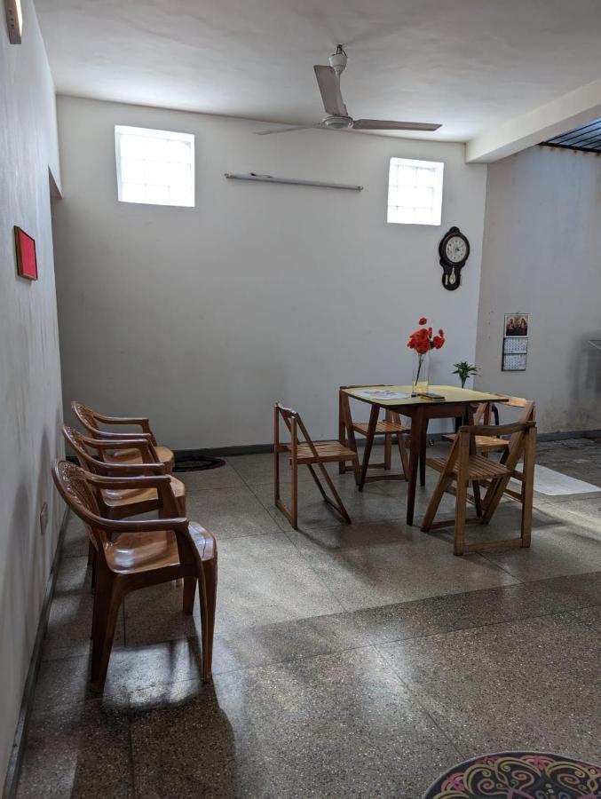 Shiranthi Guest House Rajagiriya Exteriér fotografie