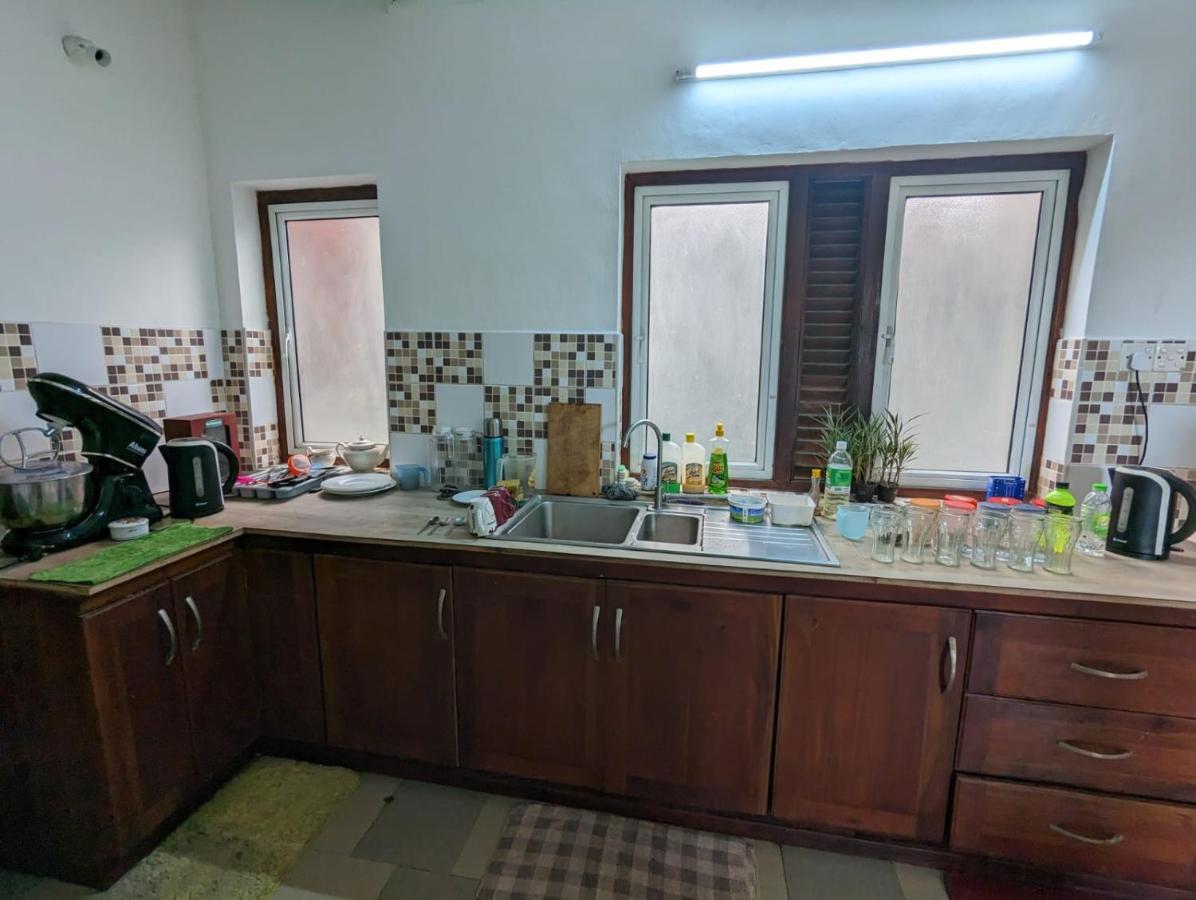Shiranthi Guest House Rajagiriya Exteriér fotografie